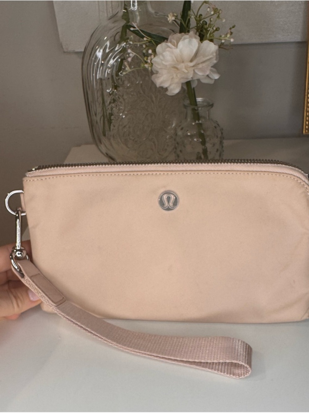 RARE Lululemon Now & Always Pouch Misty Shell Blush Pink Wristlet Sold Out - Picture 2 of 14